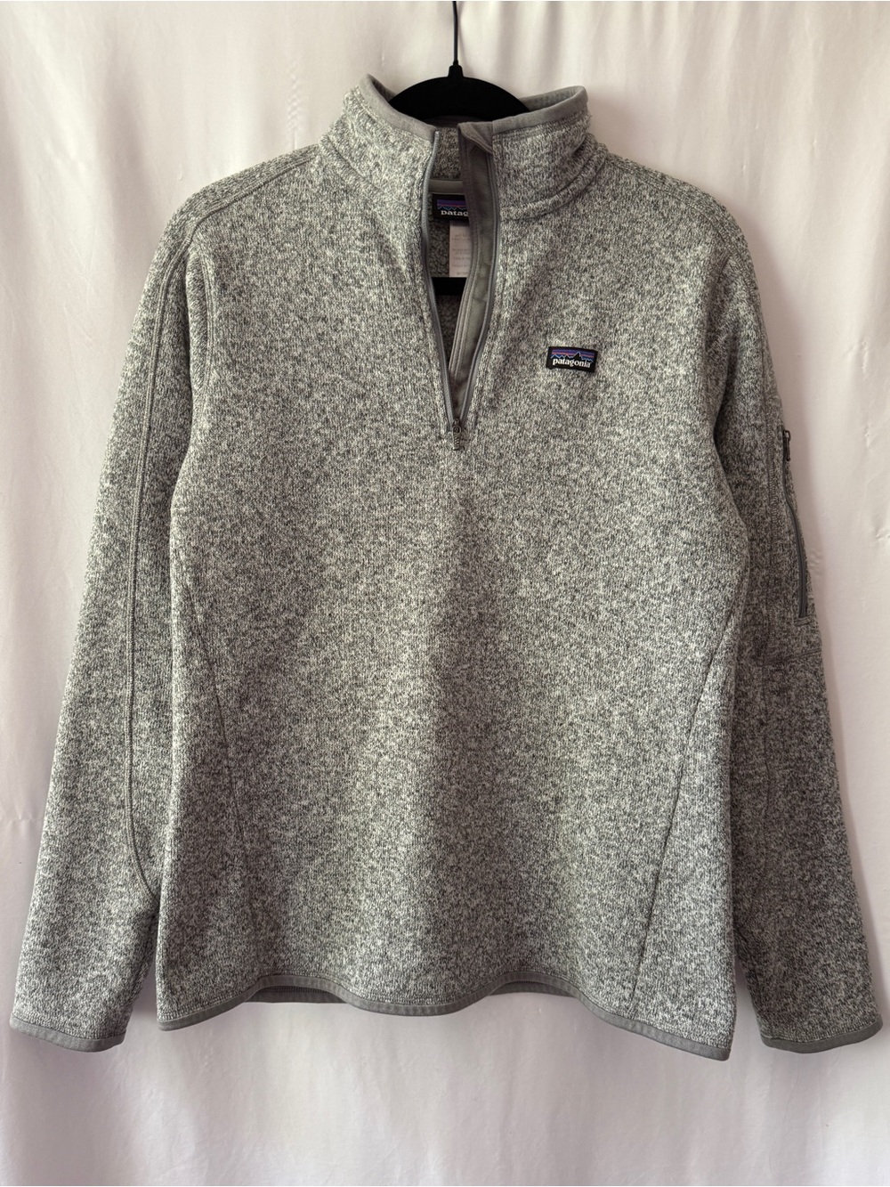 Patagonia Women’s Heather Gray Quarter-Zip Fleece Pullover